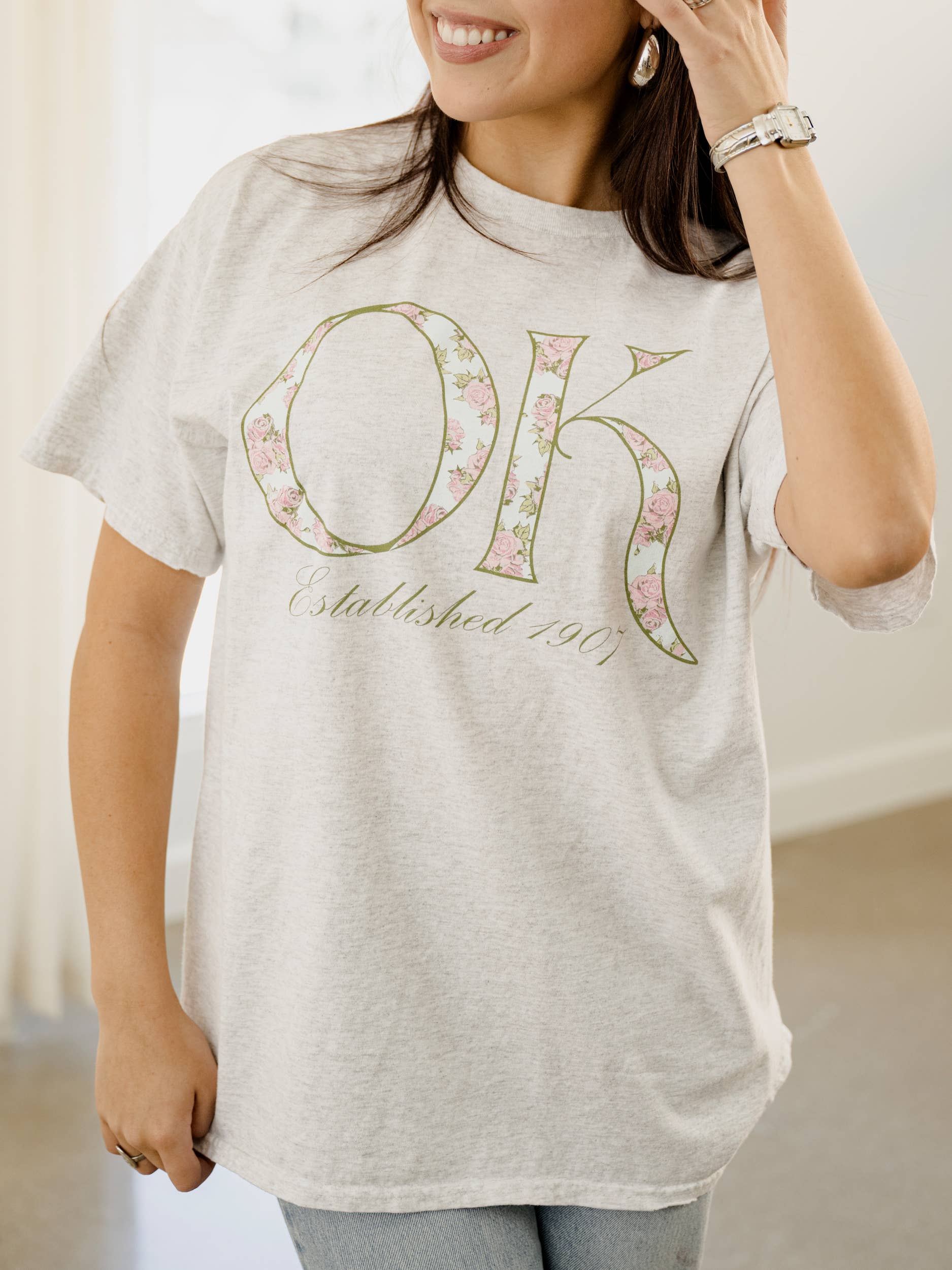 Ok Oklahoma Palace Rose Ash Thrifted Graphic - Adult & Kids T-Shirts, Sweatshirts & Hoodies apparel design preview 1
