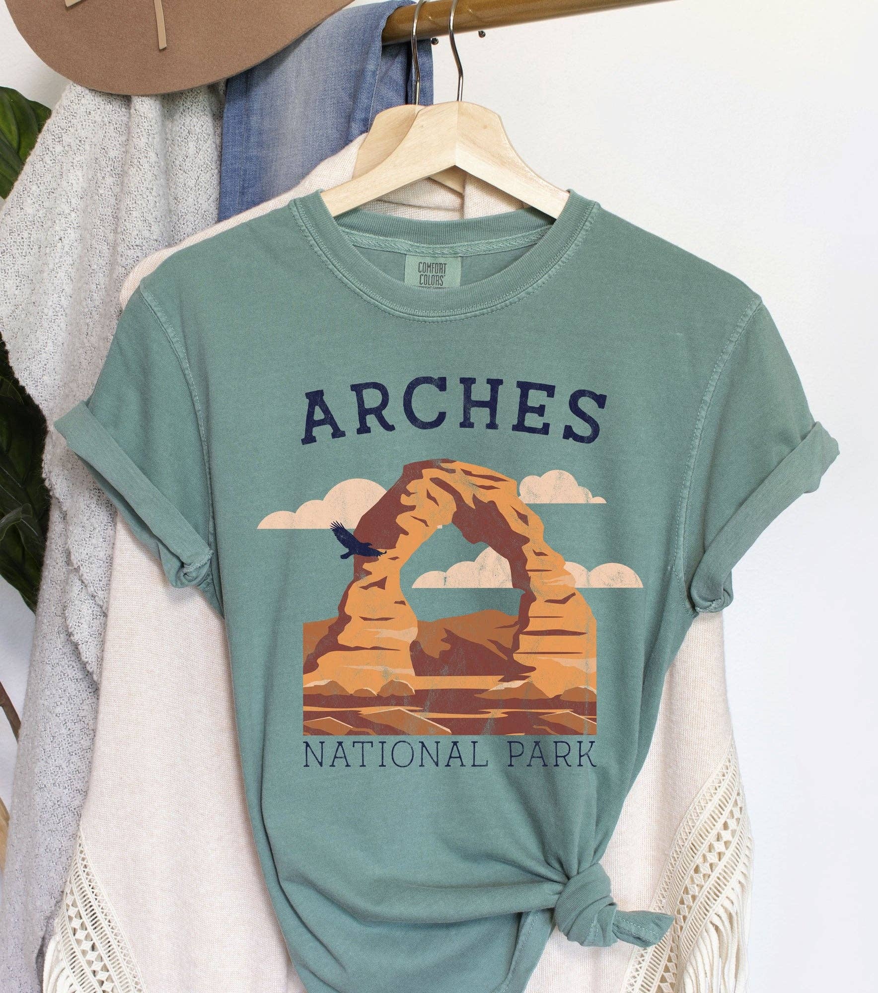 Arches National Park Bl Vintage - Adult & Kids T-Shirts, Sweatshirts & Hoodies apparel design preview 1