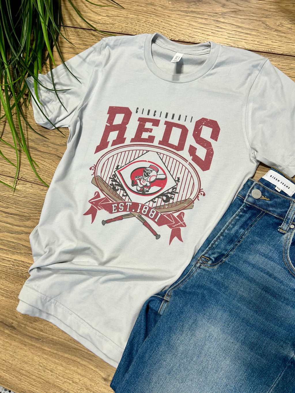 Cincinnati Red Baseball Graphic - Adult & Kids T-Shirts, Sweatshirts & Hoodies apparel design preview 1