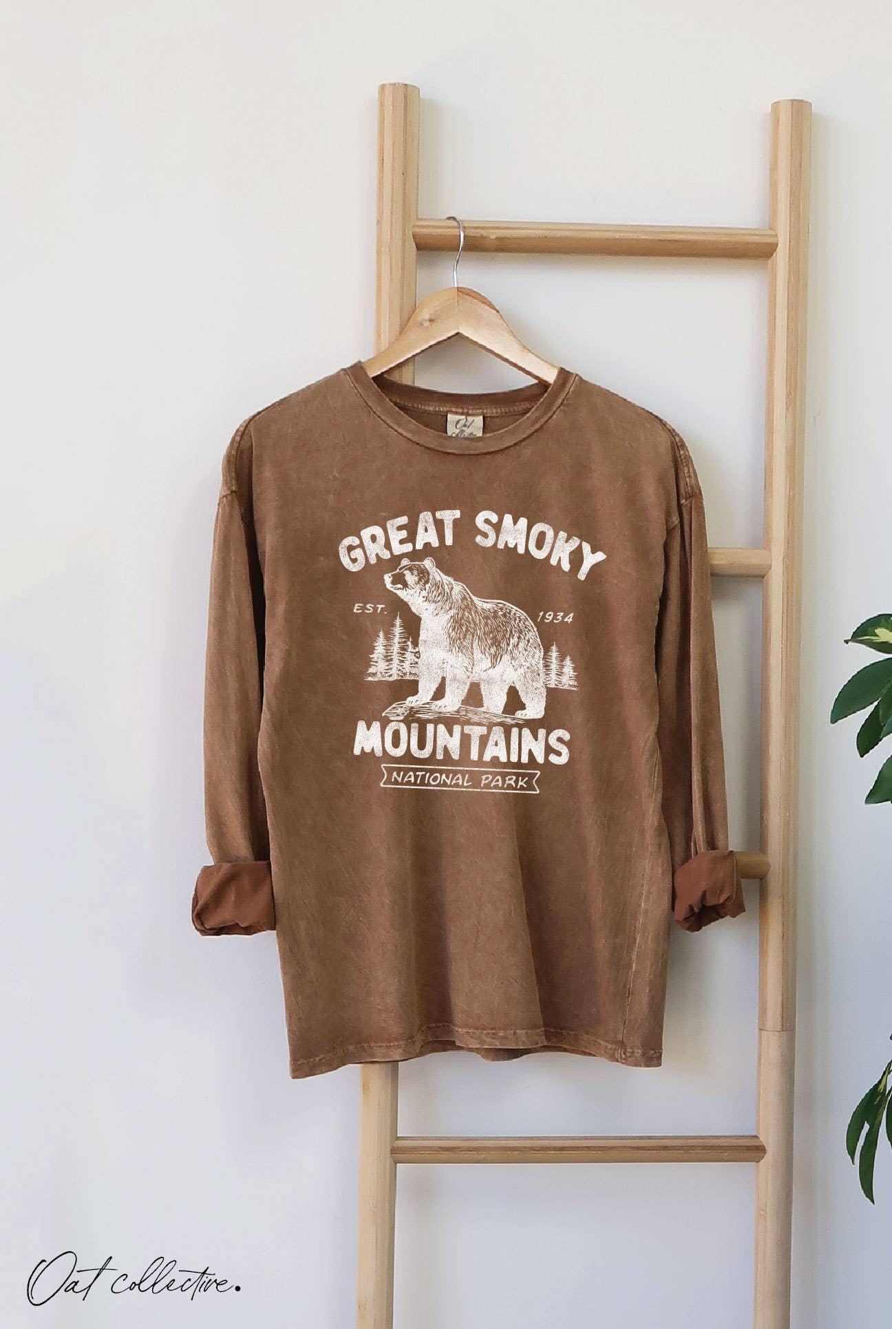 Great Smoky Mountains Mineral Washed Graphic - Adult & Kids T-Shirts, Sweatshirts & Hoodies apparel design preview 1