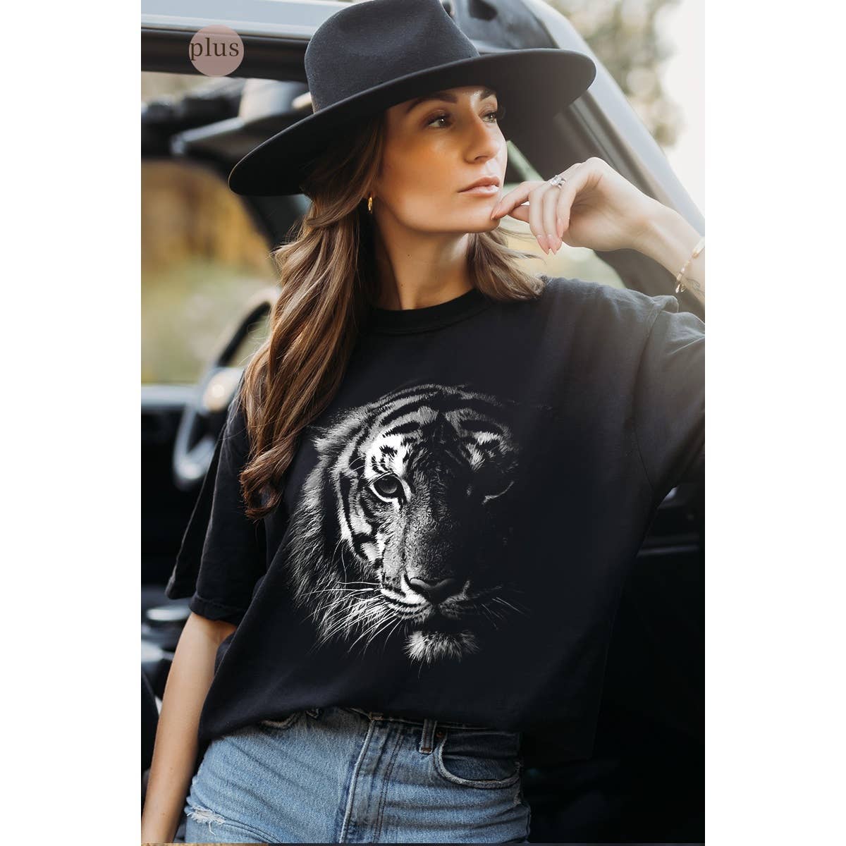 Tiger Vintage Graphic Plus - Adult & Kids T-Shirts, Sweatshirts & Hoodies apparel design preview 1