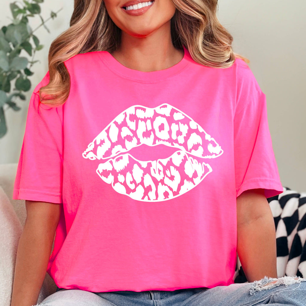Leopard Lips Graphic Comfort Colors - Adult & Kids T-Shirts, Sweatshirts & Hoodies apparel design preview 1