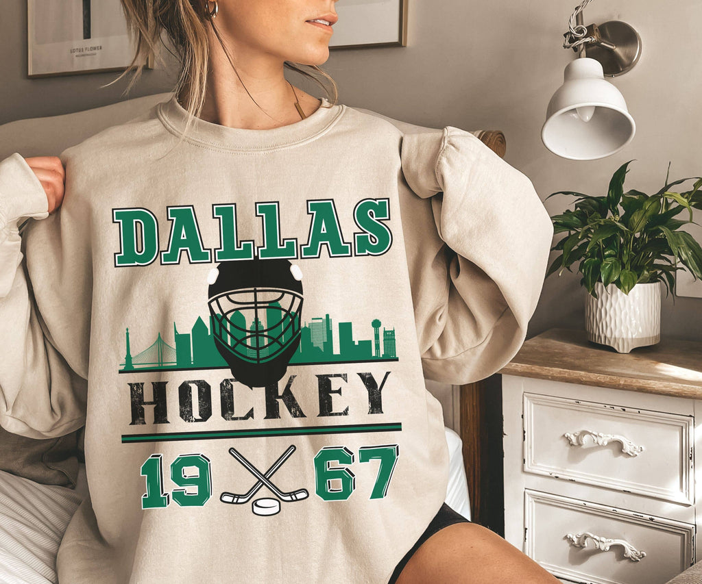 Vintage Dallas Hockey Crewneck Perfect Fan Gift - Adult & Kids T-Shirts, Sweatshirts & Hoodies apparel design preview 1