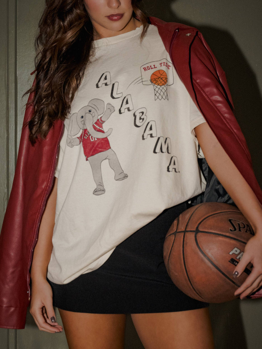 Bama Crimson Tide Retro Basketball Off White Thrifted - Adult & Kids T-Shirts, Sweatshirts & Hoodies apparel design preview 1