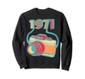 1971 70S Camera Era Generation Sweatshirt - Minimalist Print for Adults - T-Shirt, Sweatshirt, Hoodie
