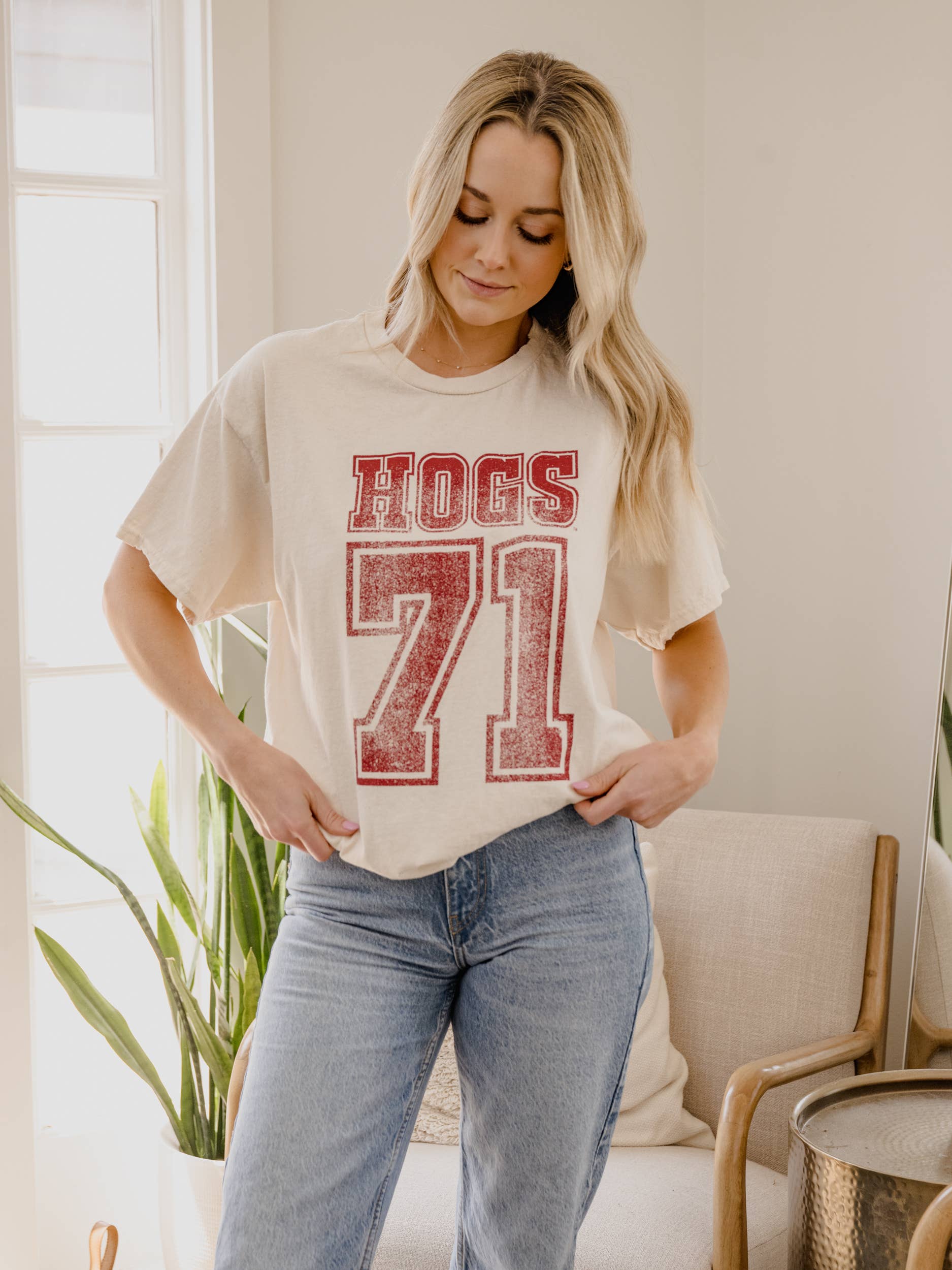 Arkansas Razorbacks Player Off White Thrifted - Adult & Kids T-Shirts, Sweatshirts & Hoodies apparel design preview 1