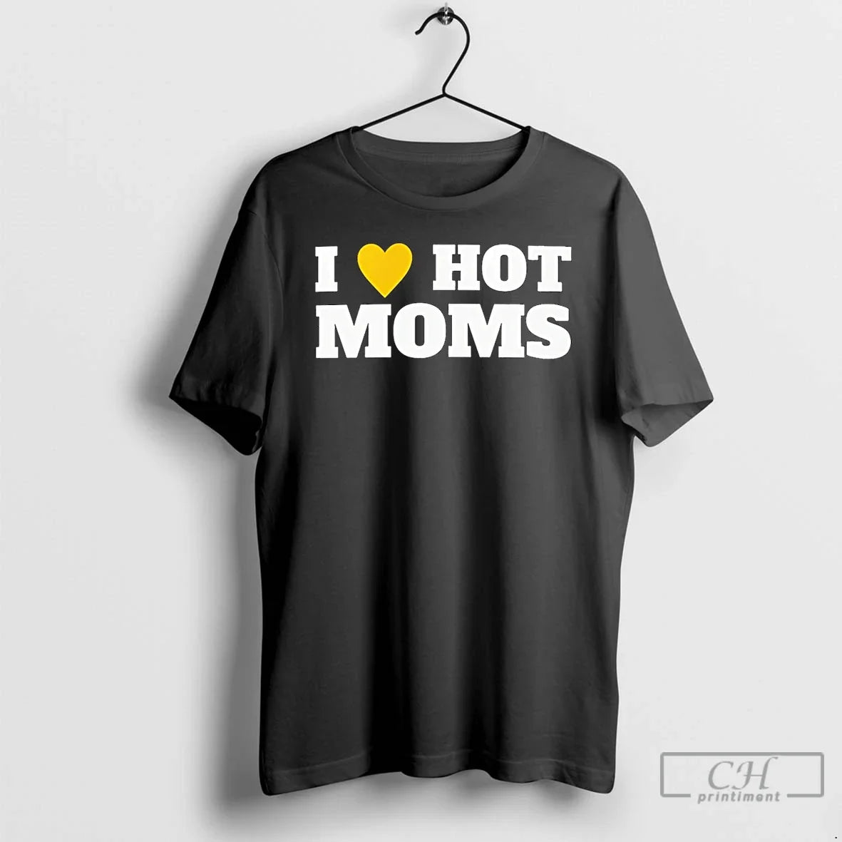Premium Michigan Wolverines I Love Hot Moms Christmas - Adult & Kids T-Shirts, Sweatshirts & Hoodies apparel design preview 1