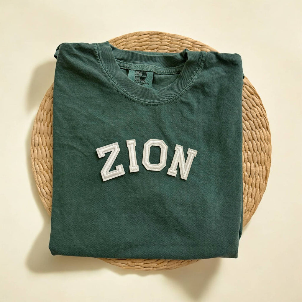 Zion National Park Comfort Colors Hiking - Adult & Kids T-Shirts, Sweatshirts & Hoodies apparel design preview 1