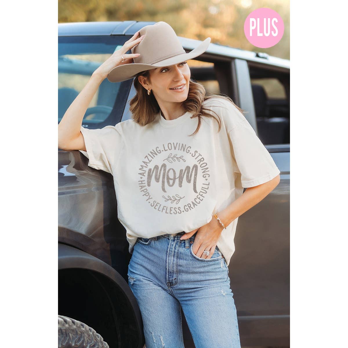 Mom Graphic Plus - Adult & Kids T-Shirts, Sweatshirts & Hoodies apparel design preview 1