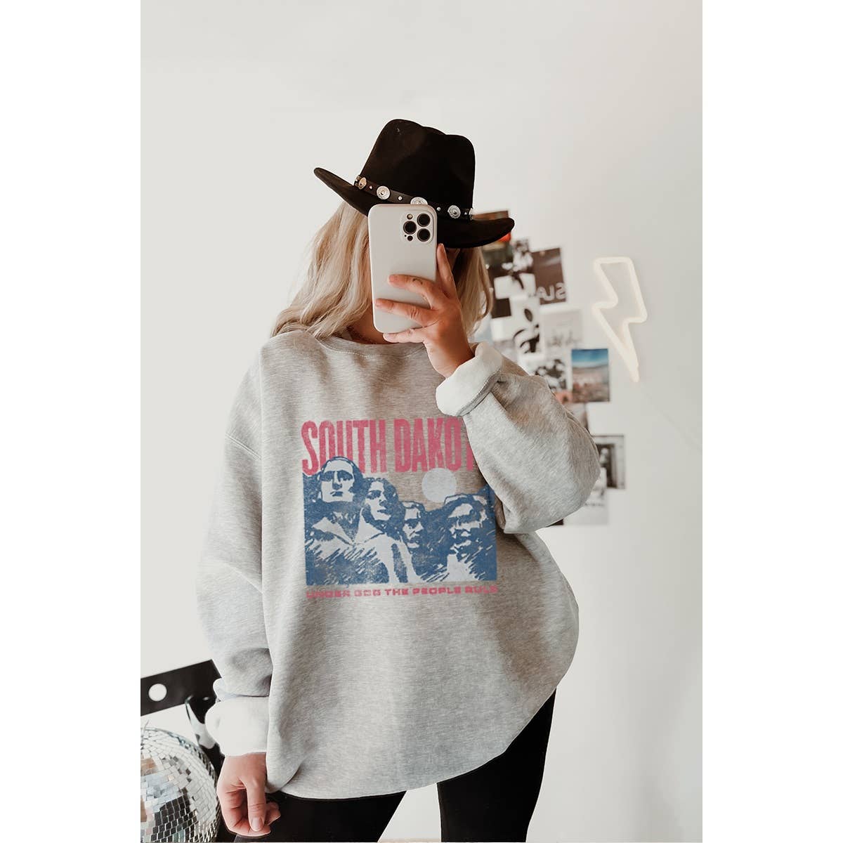 South Dakota Vintage Graphic - Adult & Kids T-Shirts, Sweatshirts & Hoodies apparel design preview 1