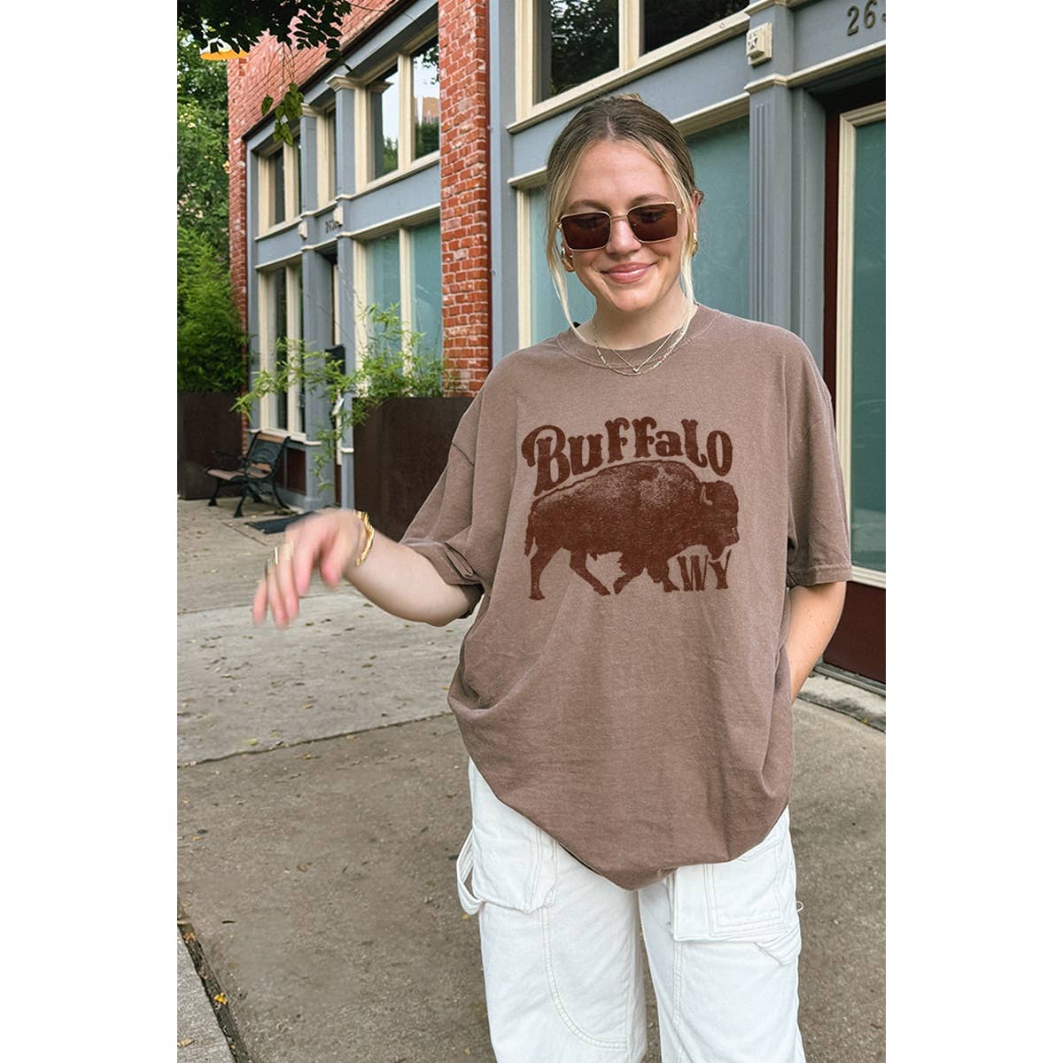 Buffalo Wy Vintage Graphic - Adult & Kids T-Shirts, Sweatshirts & Hoodies apparel design preview 1