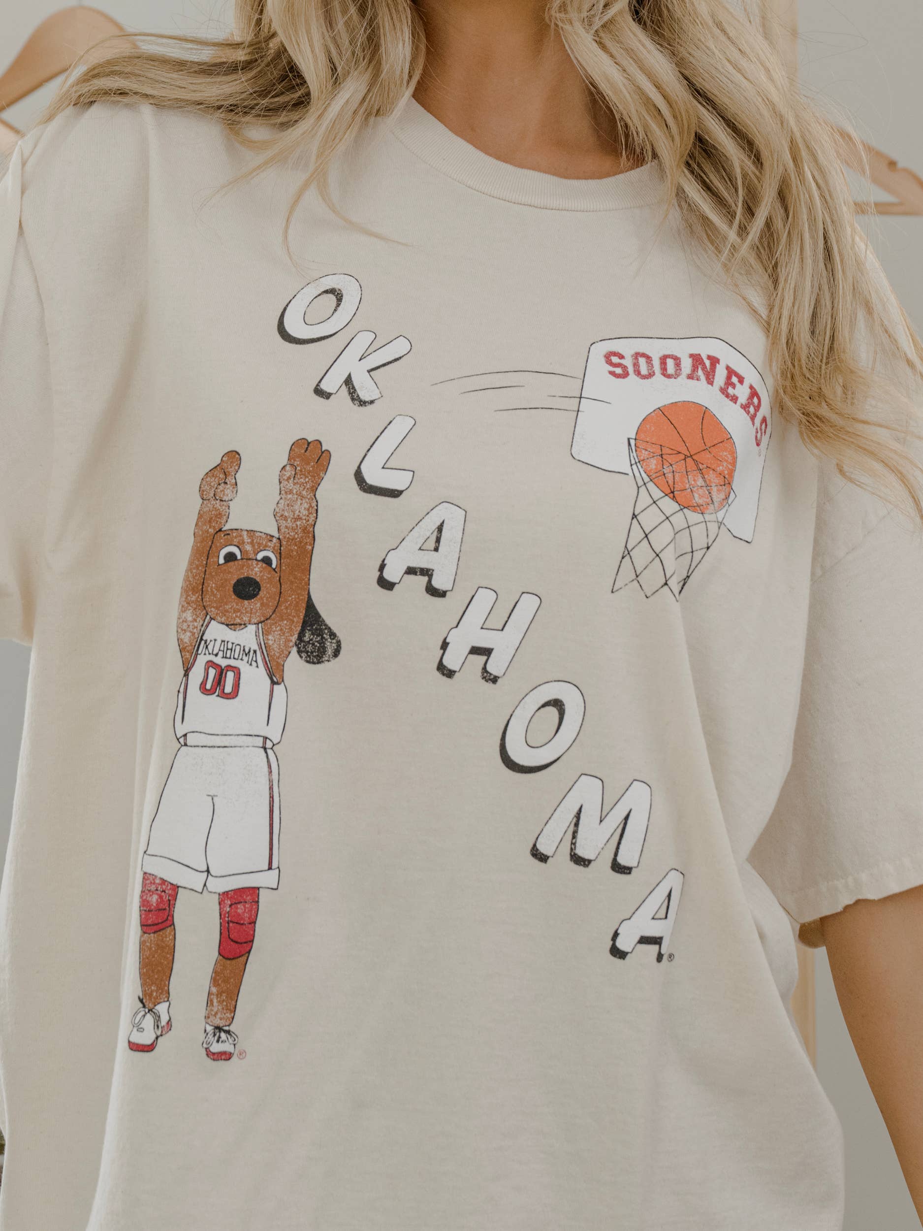 Ou Sooners Retro Basketball Off White Thrifted - Adult & Kids T-Shirts, Sweatshirts & Hoodies apparel design preview 1