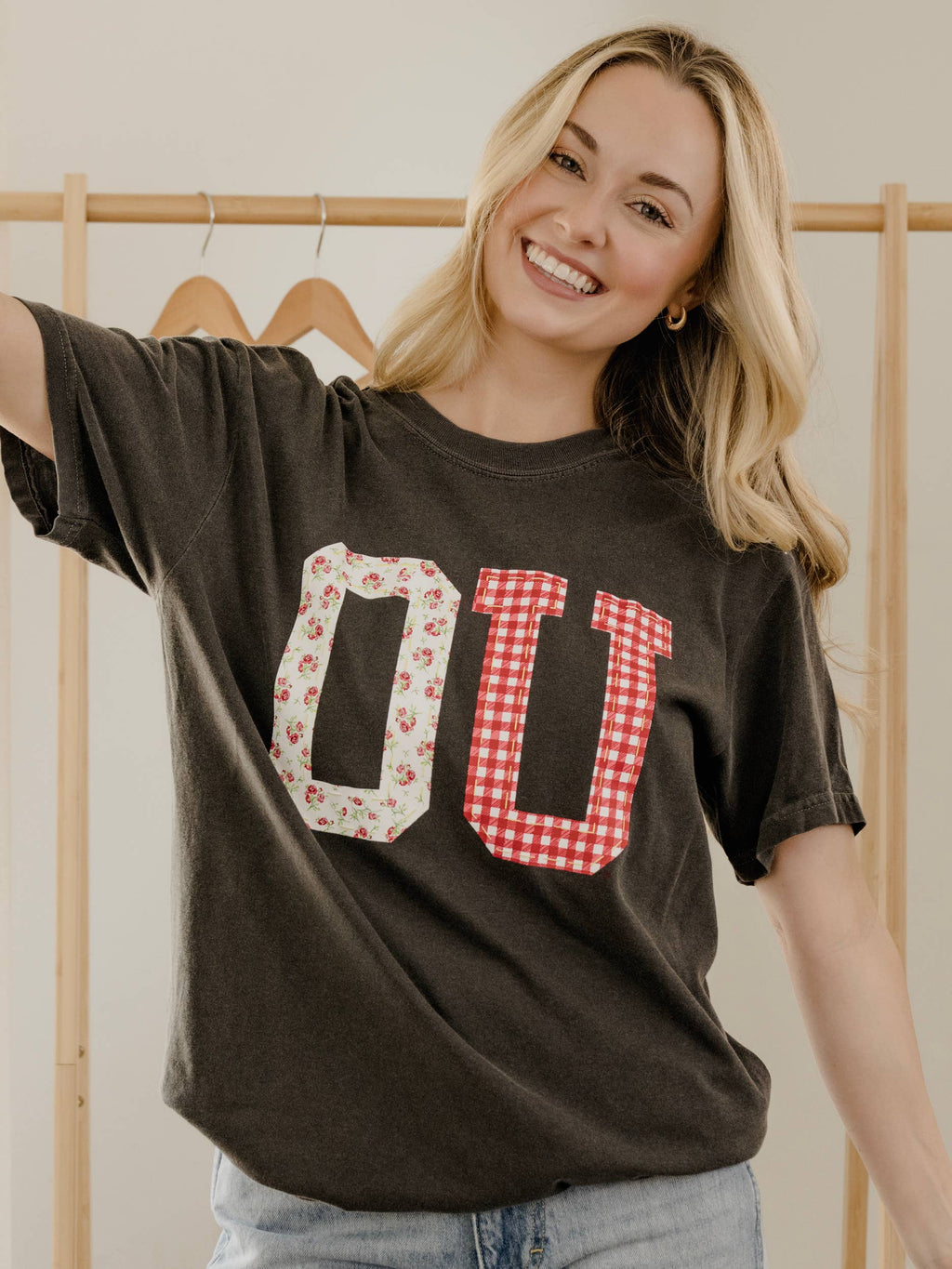Ou Sooners Quilted Puff Ink Pepper Comfort Colors - Adult & Kids T-Shirts, Sweatshirts & Hoodies apparel design preview 1