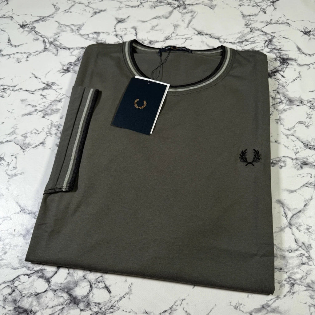 FRED PERRY Mens Field Green Twin Tipped SIZE LARGE - Adult & Kids T-Shirts, Sweatshirts & Hoodies apparel design preview 1