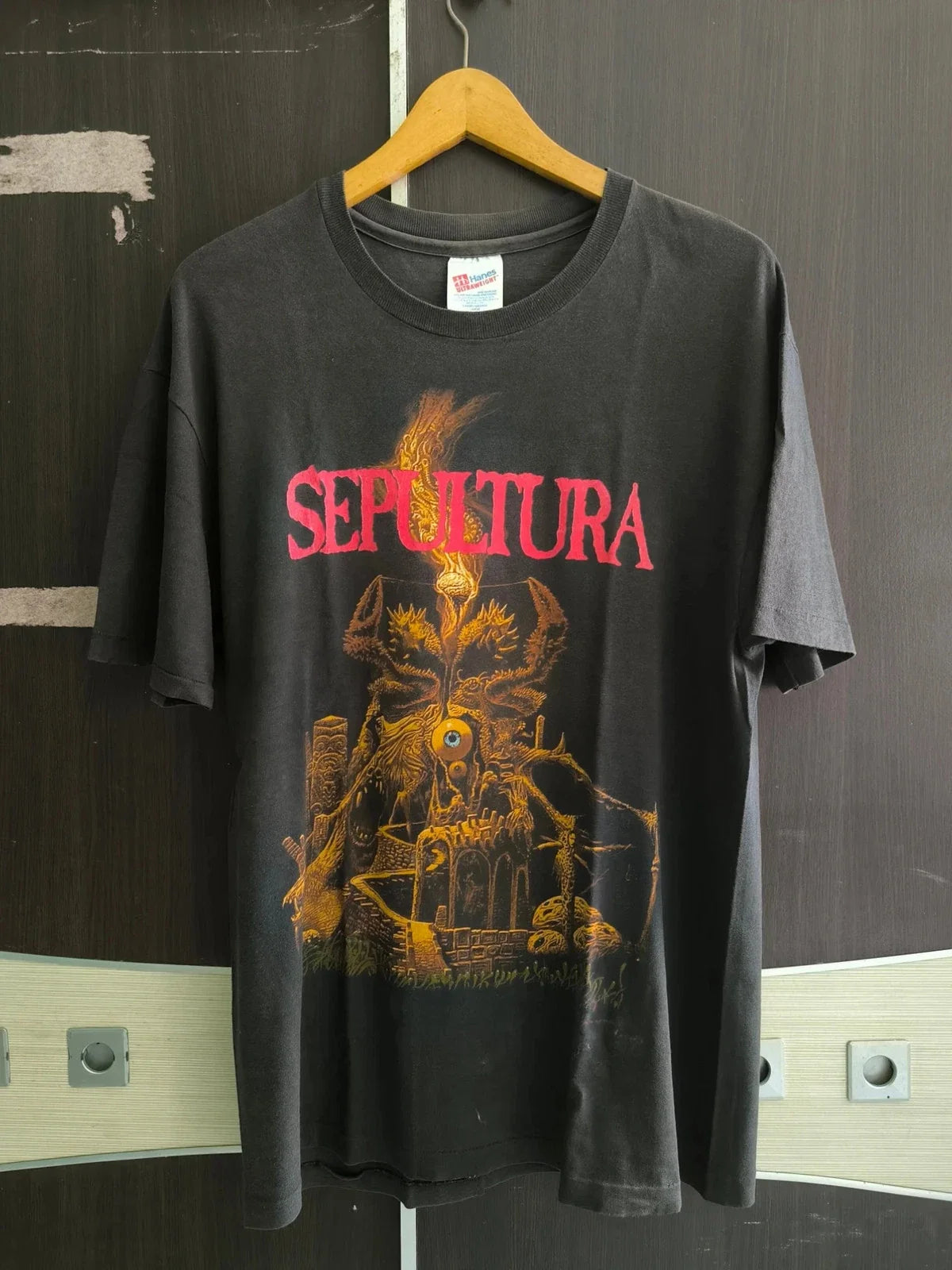 Vintage 90s Sepultura Band "ARISE" Reprint - Adult & Kids T-Shirts, Sweatshirts & Hoodies apparel design preview 1