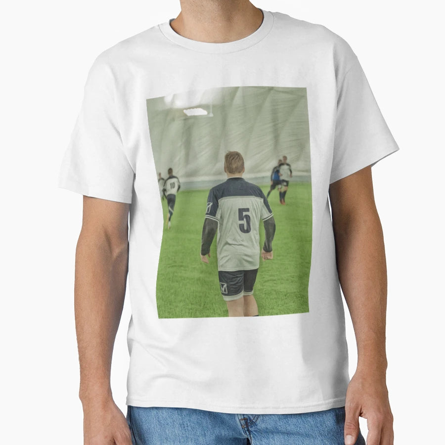Lionel Messi Gift You And Friends T-Shirt - Streetwear Style for Adults - T-Shirt, Sweatshirt, Hoodie