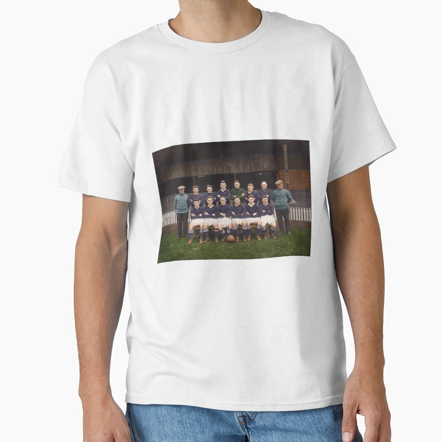 Dundee T-Shirt - Trendy Graphic Unisex - T-Shirt, Sweatshirt, Hoodie