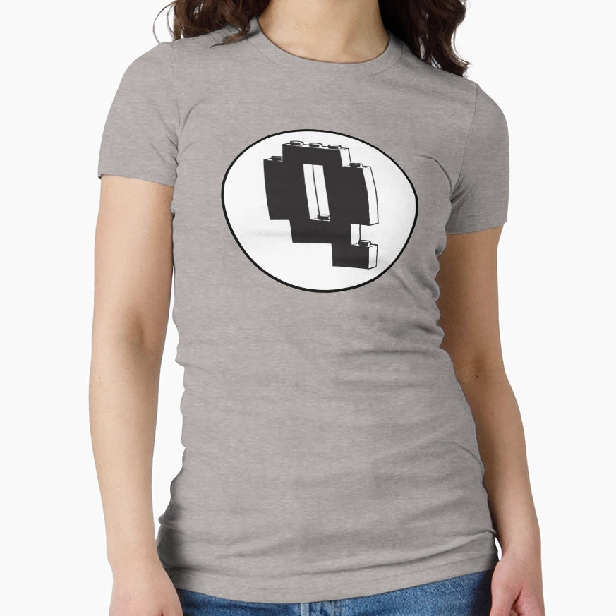 Letter Q T-Shirt - Streetwear Style Unisex - T-Shirt, Sweatshirt, Hoodie