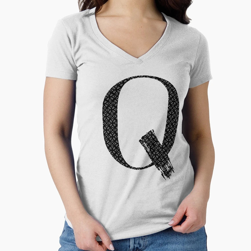 Letter Q Black White 1 T-Shirt - Graphic Print Unisex - T-Shirt, Sweatshirt, Hoodie
