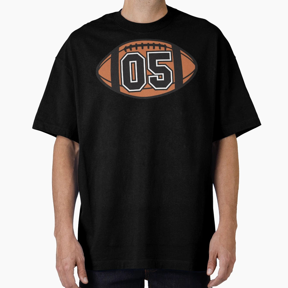 Football 05 T-Shirt - Streetwear Style for Adults - T-Shirt, Sweatshirt, Hoodie