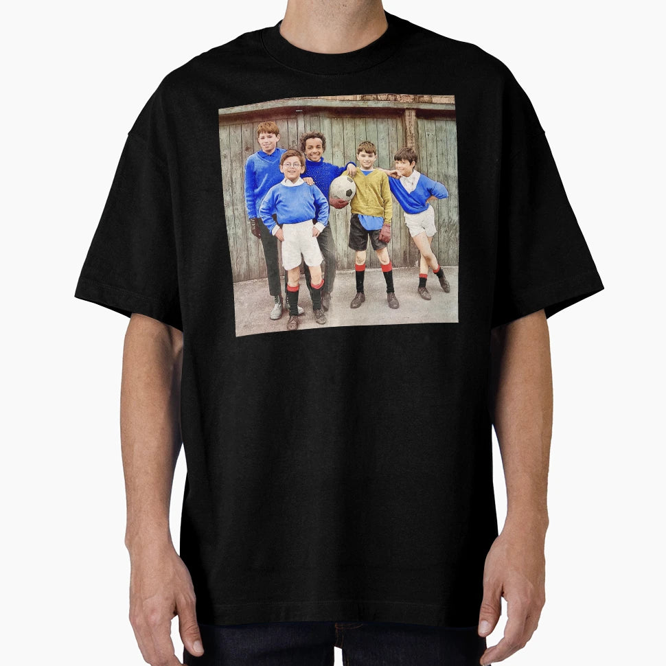 Young Team T-Shirt - Streetwear Style Unisex - T-Shirt, Sweatshirt, Hoodie