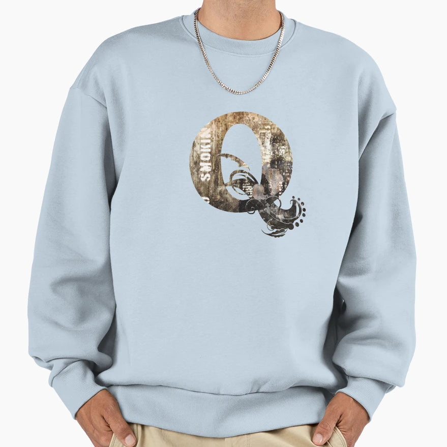 Letters Q Sweatshirt - Minimalist Print Unisex - T-Shirt, Sweatshirt, Hoodie