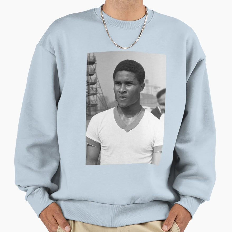 Eusebio Portugal Legend Sweatshirt - Novelty Apparel Unisex - T-Shirt, Sweatshirt, Hoodie
